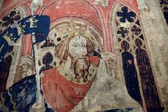 New York Cloisters 64 018 Nine Heroes Tapestries - King Arthur and Two Attendants Close Up